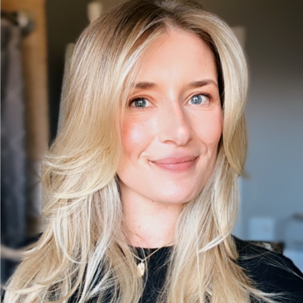Meet your Posher, Christiana